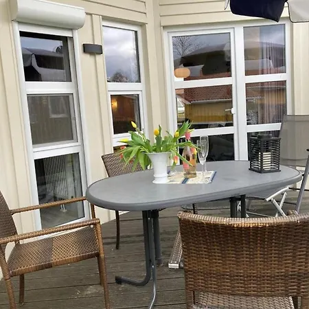 Ferienhaus Kapitaenshus-strandpark 24 Grömitz